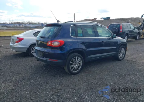 2011 Volkswagen Tiguan Sel z USA, uszkodzony, nr VIN WVGBV7AX4BW516582